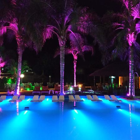 Hotel Termal Emperatriz Termas de Río Hondo Екстериор снимка