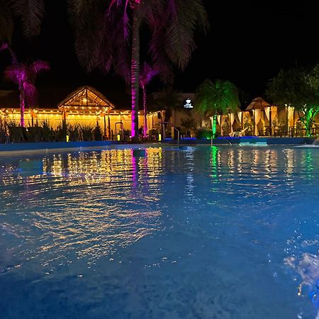 Hotel Termal Emperatriz Termas de Río Hondo Екстериор снимка